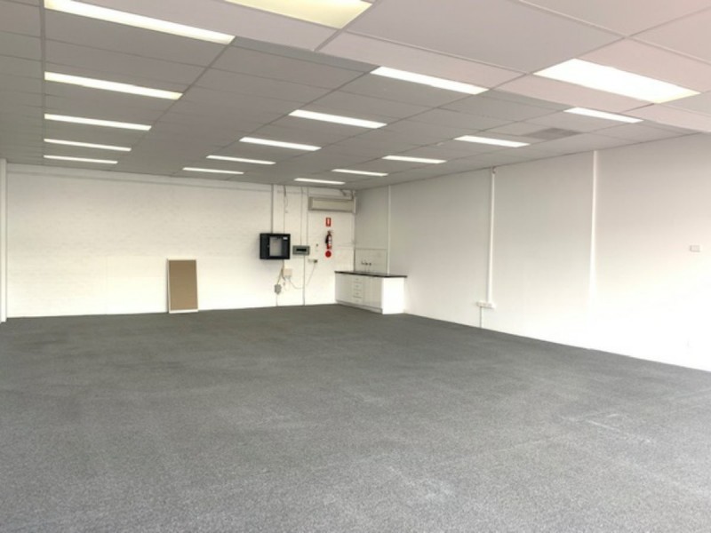 Shop 4/172-176 The Entrance Road, Erina NSW 2250