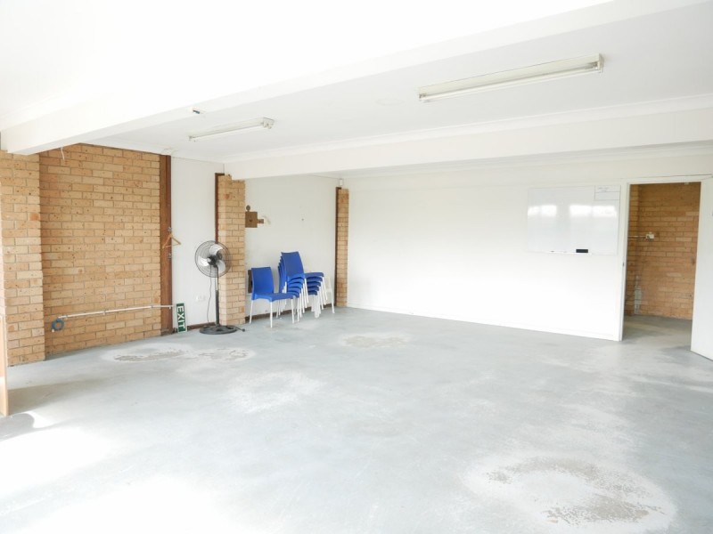 5 Johnson Road, Tuggerah NSW 2259