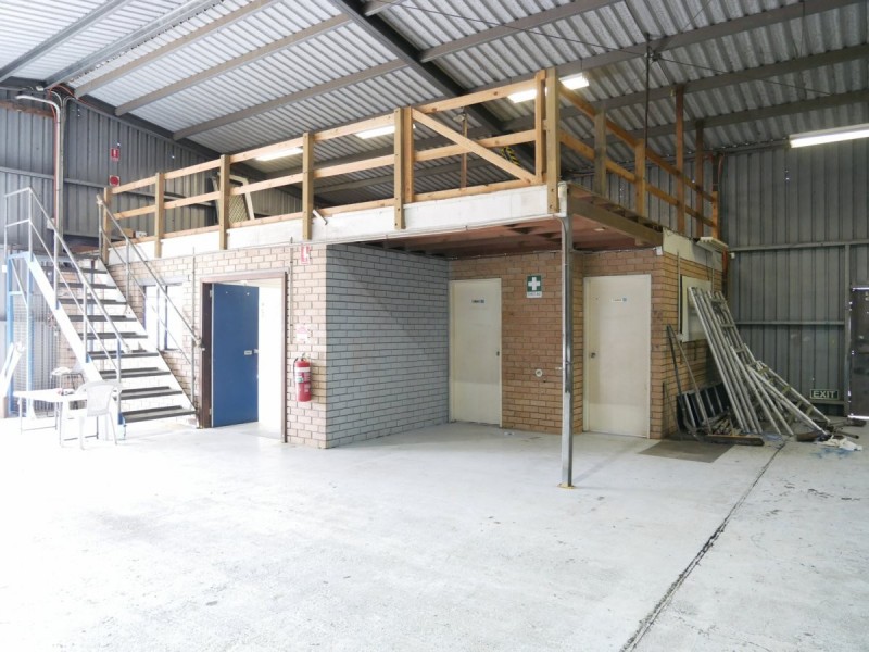 5 Johnson Road, Tuggerah NSW 2259