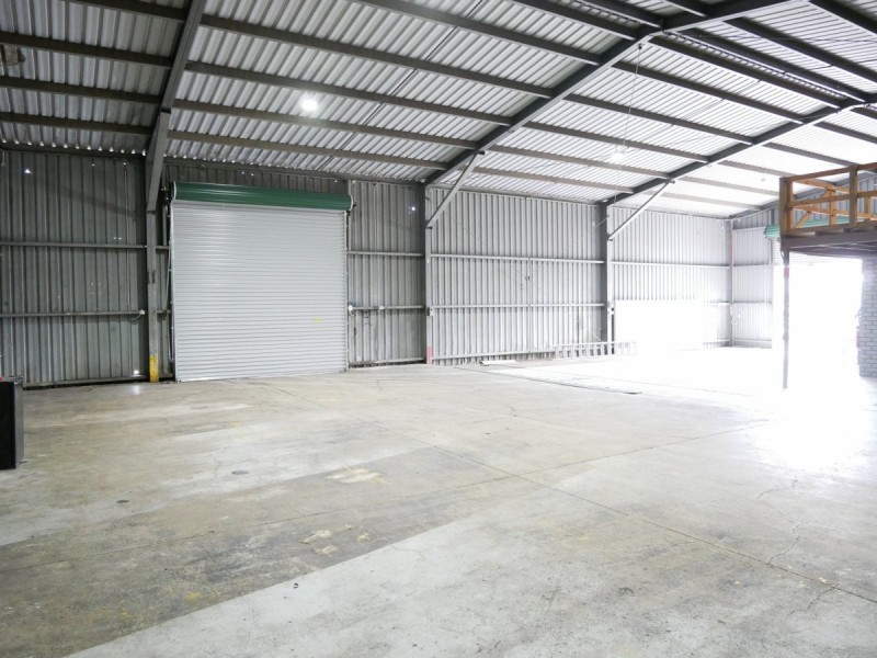 5 Johnson Road, Tuggerah NSW 2259