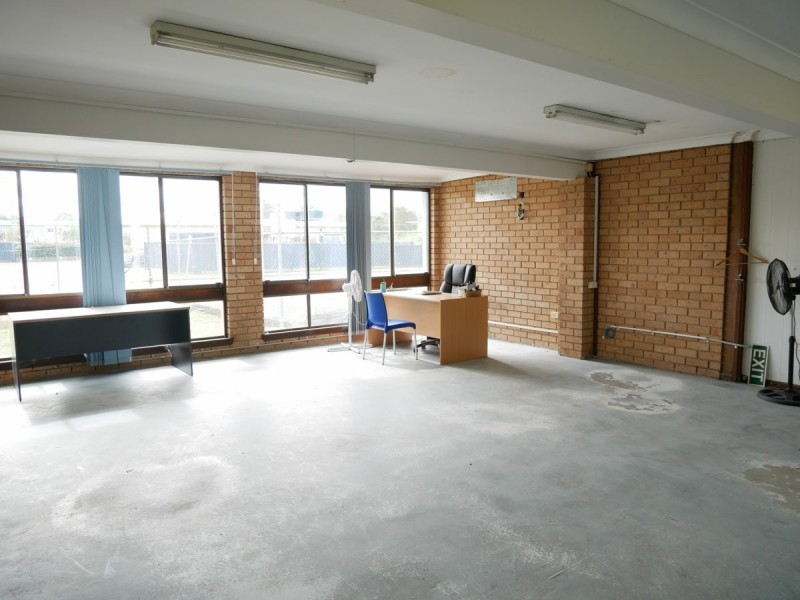 5 Johnson Road, Tuggerah NSW 2259