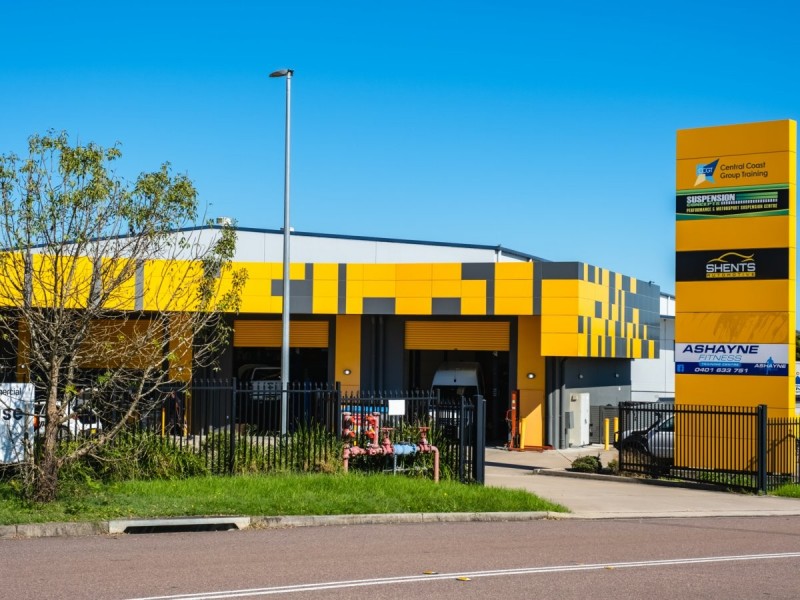 Unit 4/2 London Drive, Wyong NSW 2259