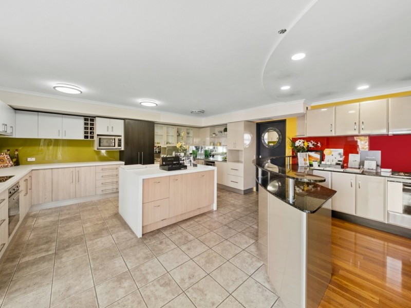 14 Mildon Road, Tuggerah NSW 2259