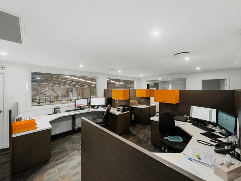 14 Mildon Road, Tuggerah NSW 2259