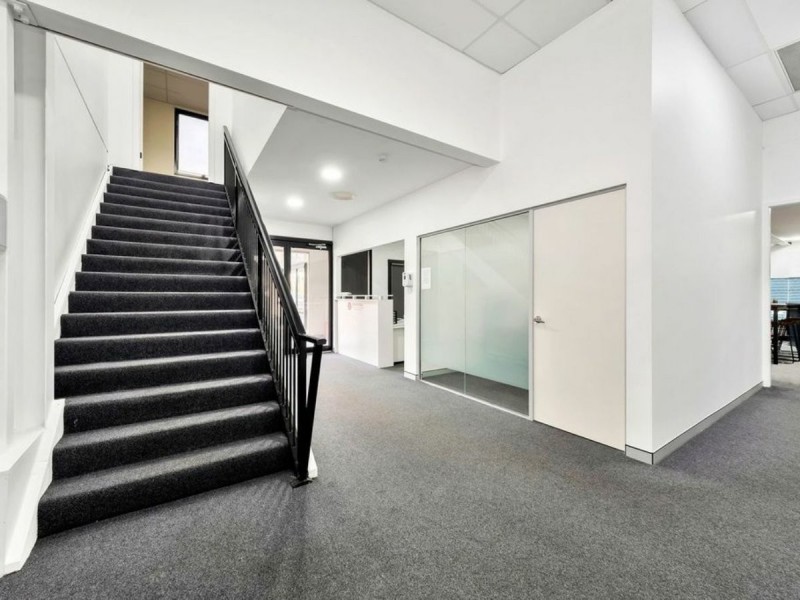 Unit 5 & 6/1 Sailfind Place, Somersby NSW 2250