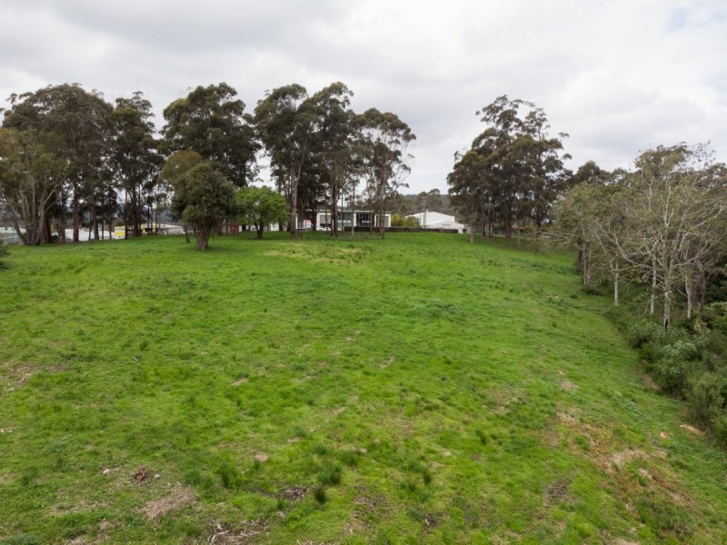 6 Nells Road, West Gosford NSW 2250