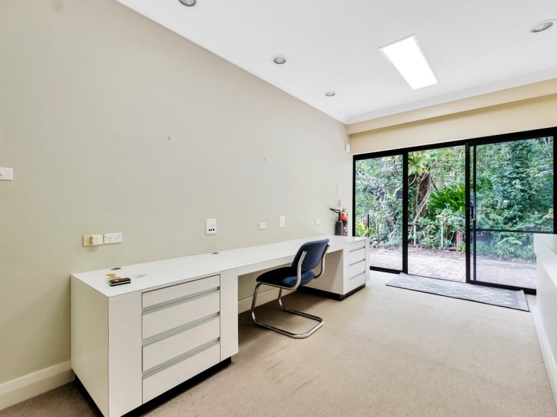 211 Albany Street North, Gosford NSW 2250