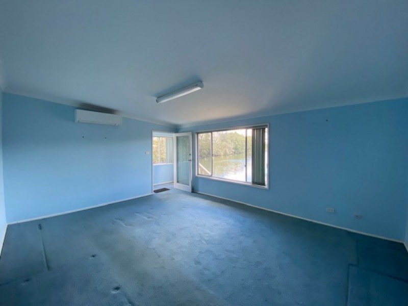 2 Ocean Street, Budgewoi NSW 2262