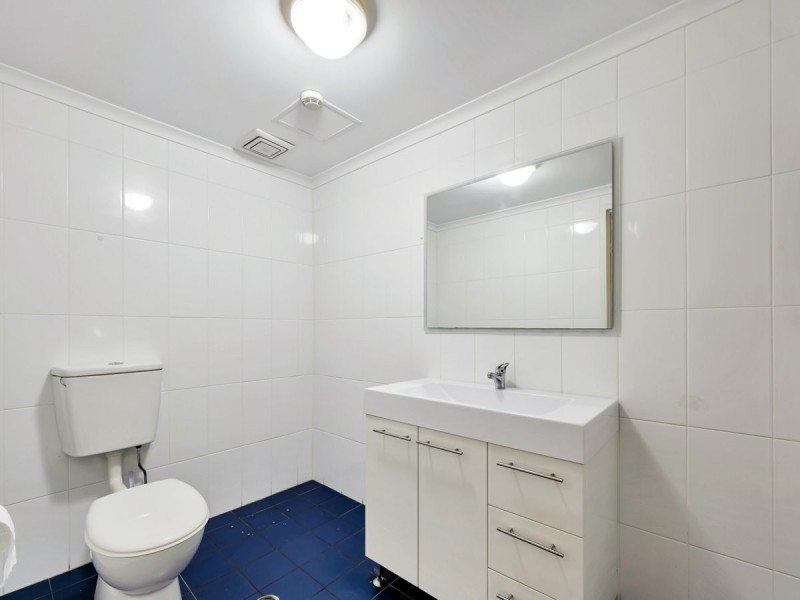 C3/80 Mann Street, Gosford NSW 2250