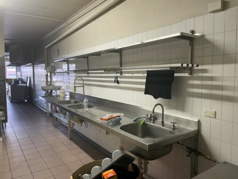 Shop 2/475 Pacific Highway, Wyoming NSW 2250