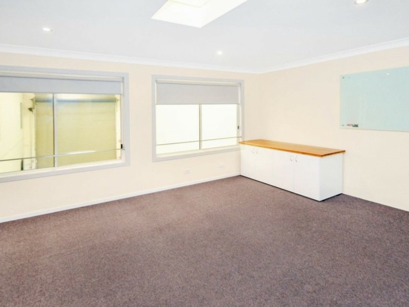 Unit 2/6 Hawke Street, Kincumber NSW 2251