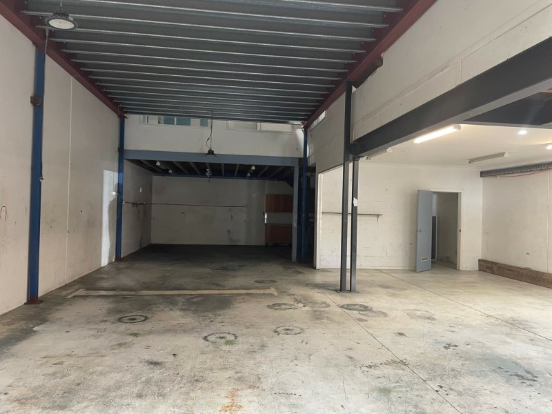 Unit 2/6 Hawke Street, Kincumber NSW 2251