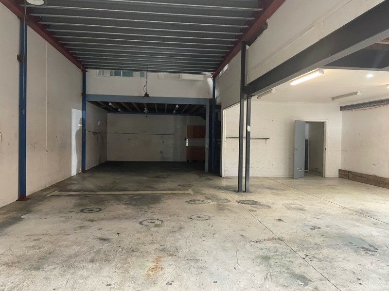 Unit 2/6 Hawke Street, Kincumber NSW 2251