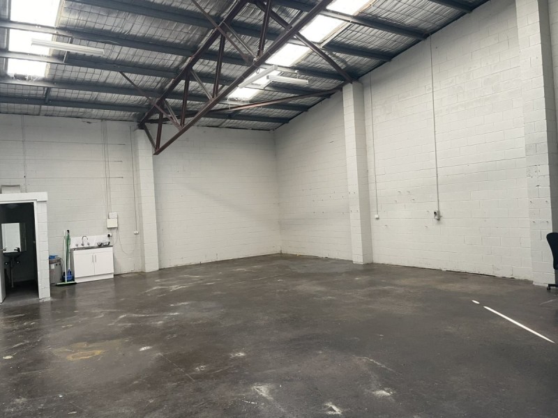 Unit 2/23-25 Lake Road, Tuggerah NSW 2259