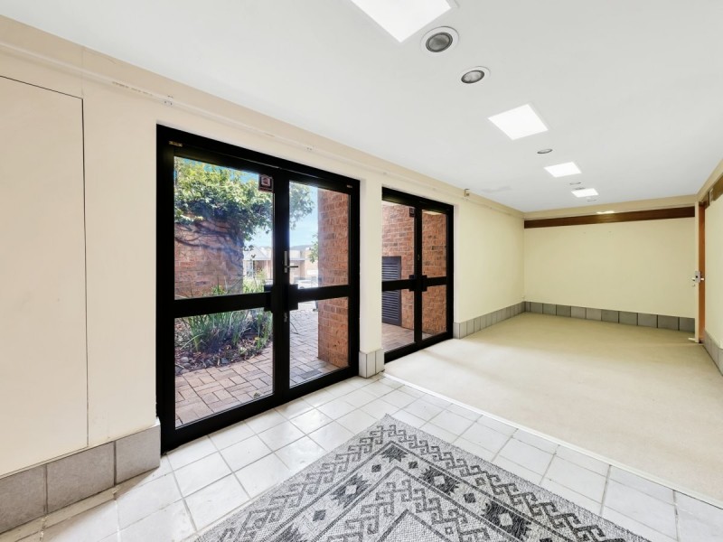 211 Albany Street North, Gosford NSW 2250