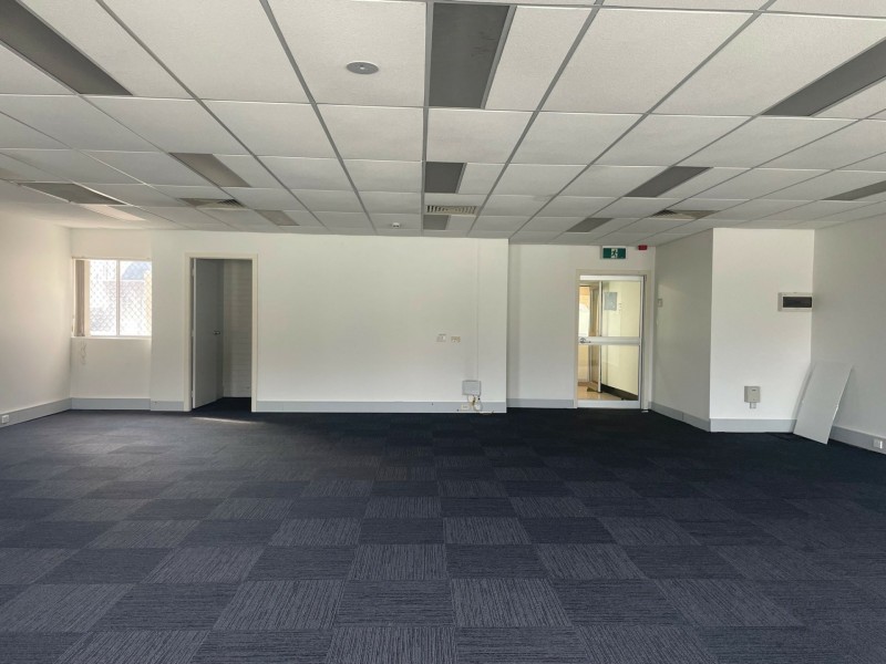 Various Suites/120 Erina Street, Gosford NSW 2250