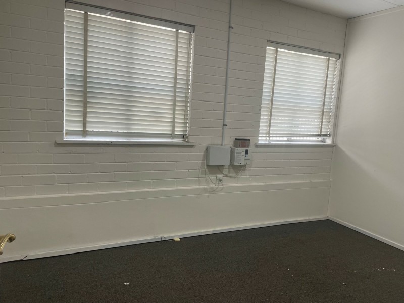 Various Suites/120 Erina Street, Gosford NSW 2250