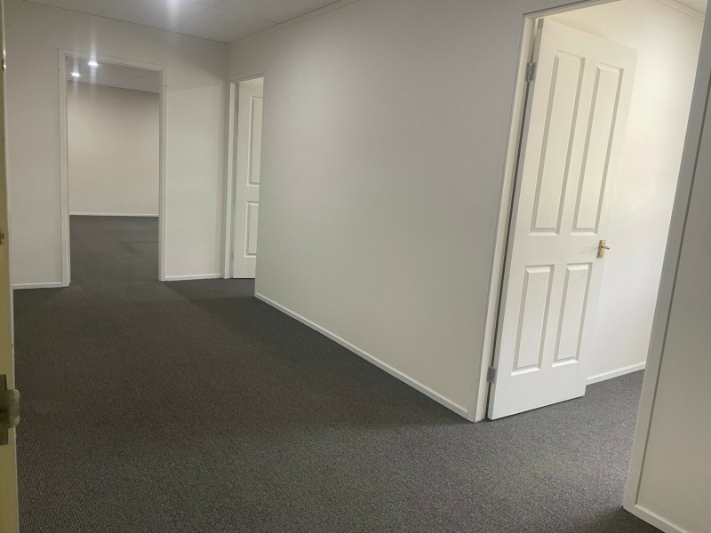 Various Suites/120 Erina Street, Gosford NSW 2250