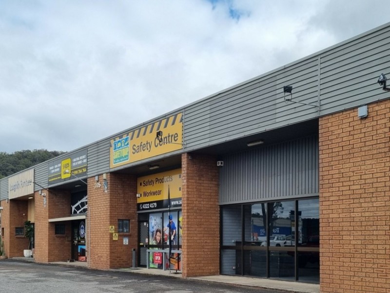 Unit 4/305 Manns Road, West Gosford NSW 2250