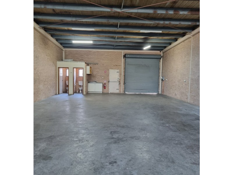 1/8 Bowen Crescent, West Gosford NSW 2250