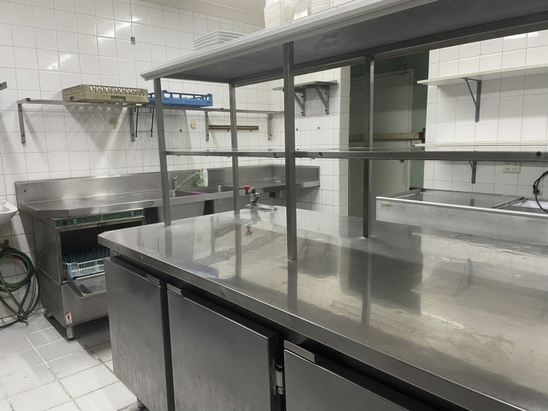 Shop 6/475 Pacific Highway, Wyoming NSW 2250