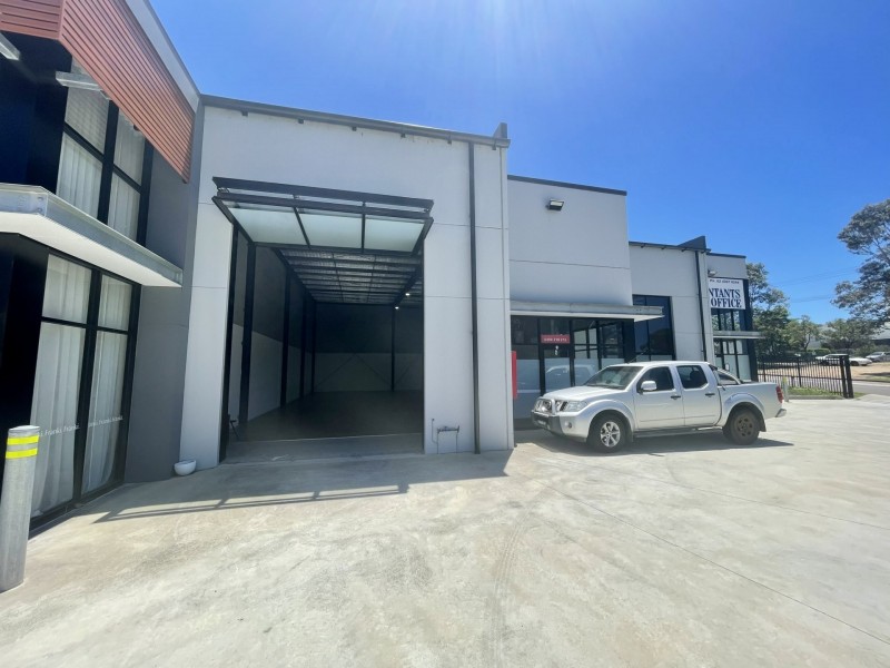 2/1 Dulmison Avenue, Wyong NSW 2259