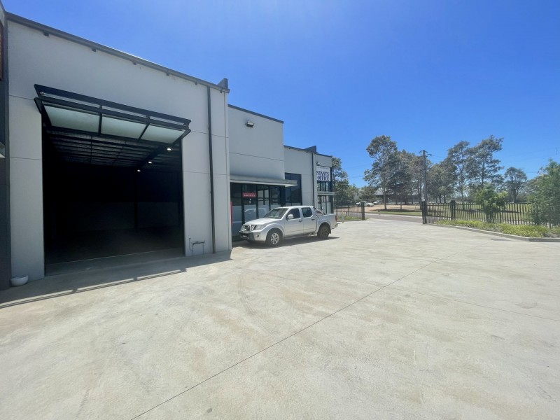 2/1 Dulmison Avenue, Wyong NSW 2259