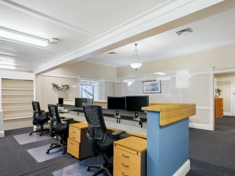 55 Hills Street, North Gosford NSW 2250