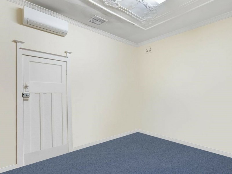 55 Hills Street, North Gosford NSW 2250