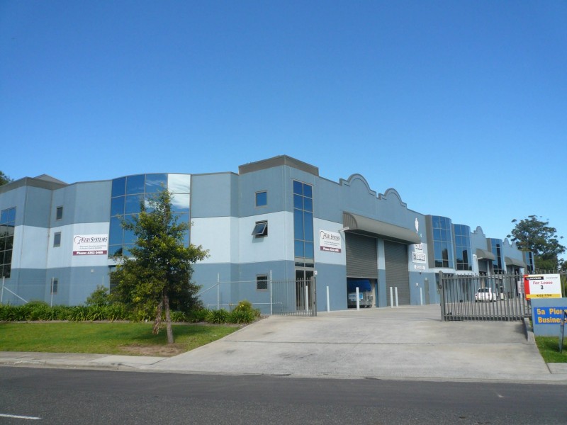 Unit 5/5A Pioneer Avenue, Tuggerah NSW 2259