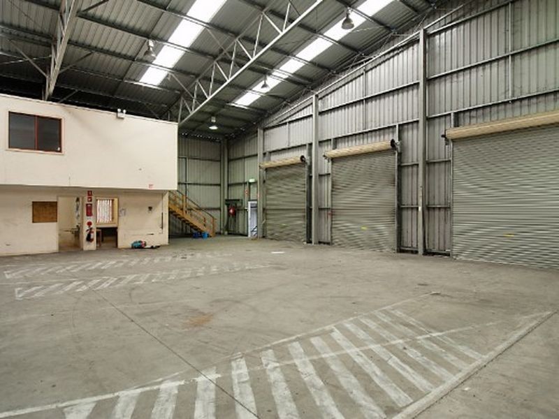 4 Morton Close, Tuggerah NSW 2259