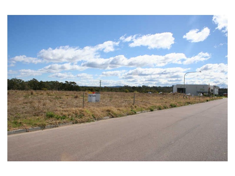 3 Amsterdam Circuit, Wyong NSW 2259