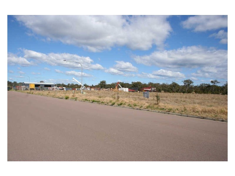 5 Amsterdam Circuit, Wyong NSW 2259