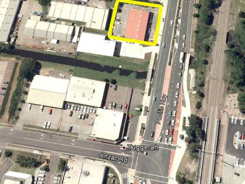 Upstairs/94 Pacific Highway, Tuggerah NSW 2259