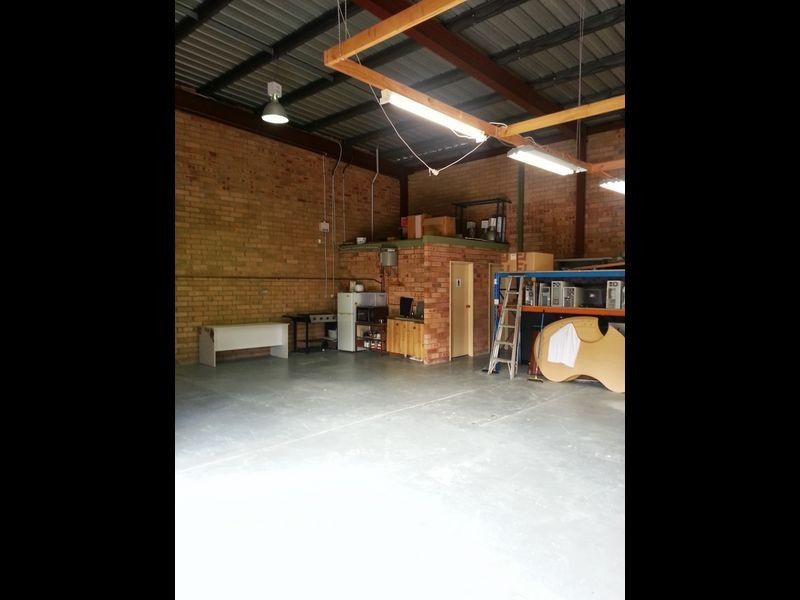 4/12 Aston Road, Erina NSW 2250