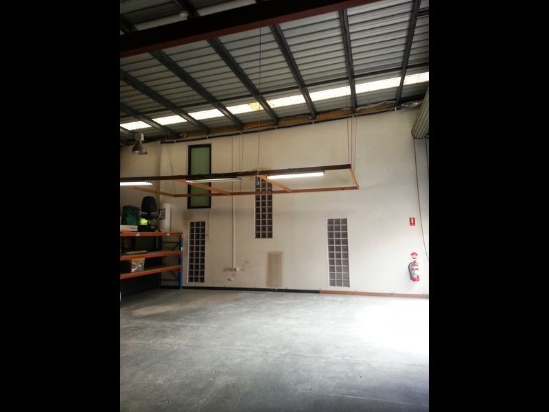 4/12 Aston Road, Erina NSW 2250