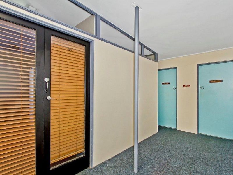 100-104 Pacific Highway, Wyong NSW 2259