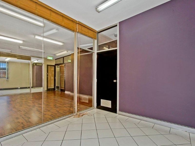 100-104 Pacific Highway, Wyong NSW 2259