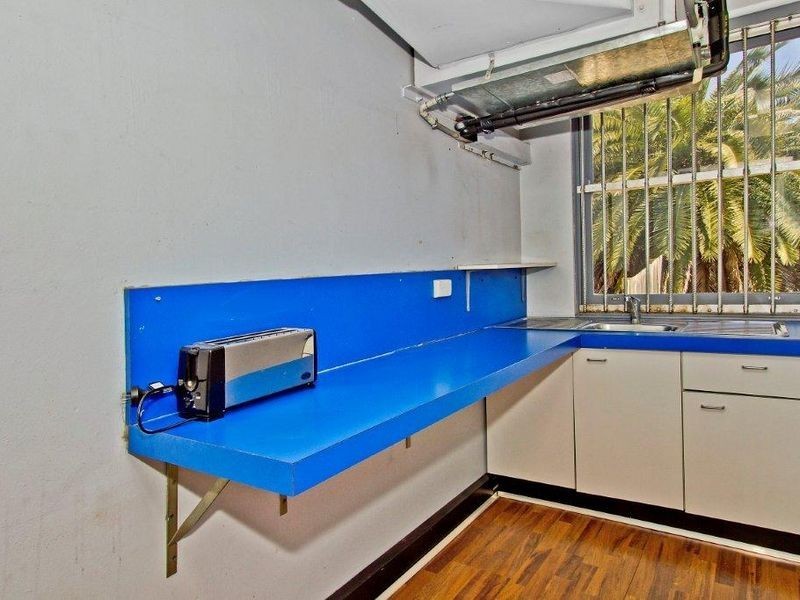 100-104 Pacific Highway, Wyong NSW 2259