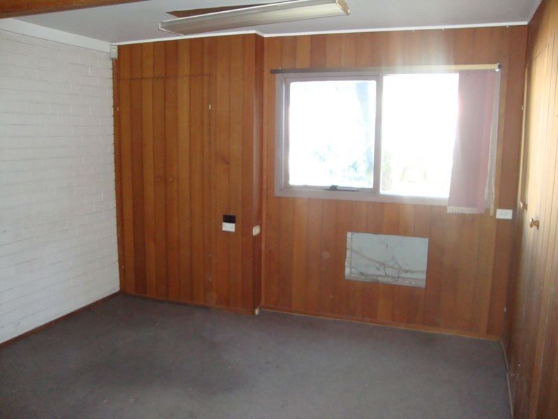 4 Hereford Street, Berkeley Vale NSW 2261