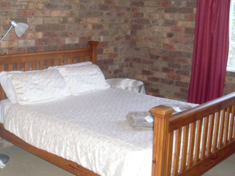 Lease/1 – 4 Linga Longa Road, Yarramalong NSW 2259