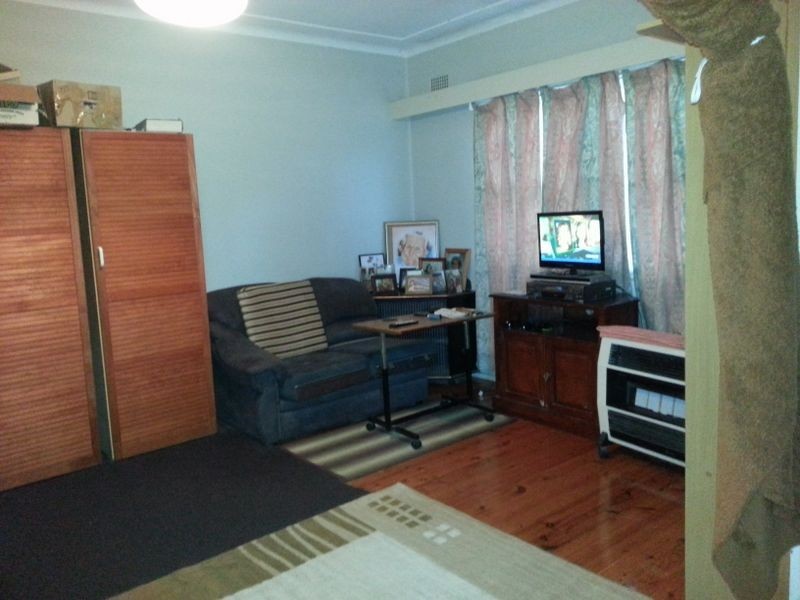 63 Trafalgar Avenue, Woy Woy NSW 2256