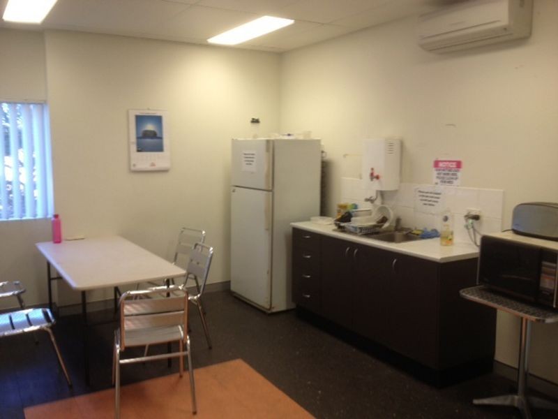 10 Willowtree Rd, Wyong NSW 2259