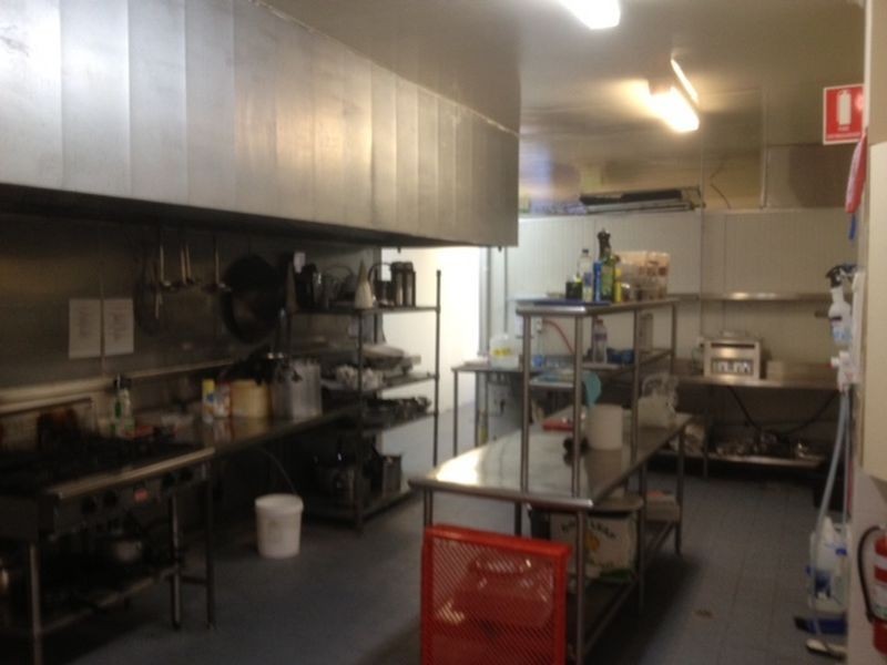 3 / Unit 1/470 Pacific Highway, Wyoming NSW 2250