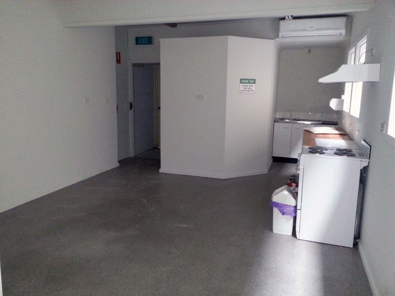 4 / 2 Carnarvon Road, West Gosford NSW 2250