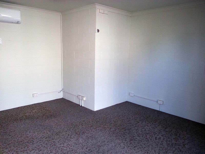 4 / 2 Carnarvon Road, West Gosford NSW 2250