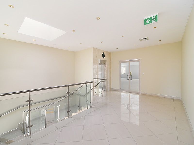 Top Floor/32 Central Coast Highway, West Gosford NSW 2250