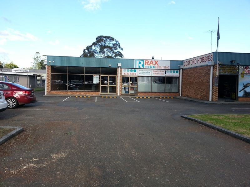 1/4 Brooks Avenue, Wyoming NSW 2250