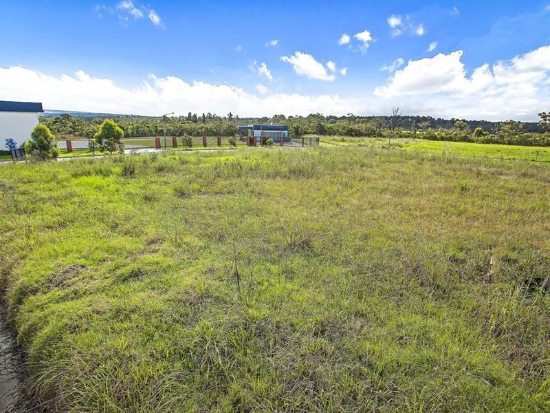 12 Amsterdam Circuit, Wyong NSW 2259