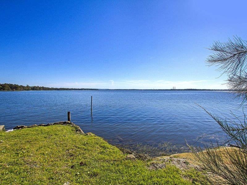 2 Main Road, Toukley NSW 2263